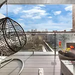 Spacious Modern 2Br Apartment In The Heart Of London