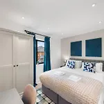 Relax In Style I Business & Leisure I Free Parking