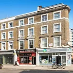 Huge 1 Bed Sleeps 4 De Lux Soho Fitzrovia Suite