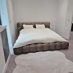 Battersea 2Br Apartment
