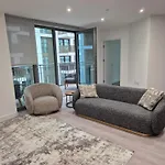 Battersea 2Br Apartment