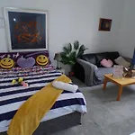Apartmentsleeps4-West Kensington-Petsok-Parking