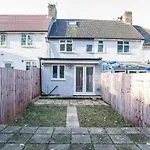 3 Bed Modern House Tottenham