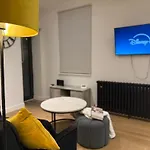 London Luxury Apartment - Fulham