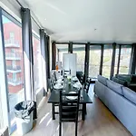 Sleek 3-Bedroom Flat With Lift & Wi-Fi In Southwark, Borough Near The Shard