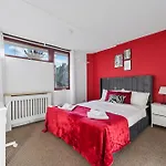 Beautiful Cosy House 4 Mins To Camden Town Station - 1 Min To Camden Market