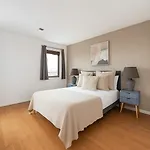 Timeless Elegance In Haggerston