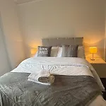 Cozy Camden Luxe Retreat