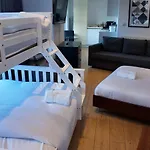 Piccadilly St James Soho 1 Bedroom Sleep 7 Vr10