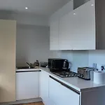 Piccadilly St James Soho 1 Bedroom Sleep 7 Vr10