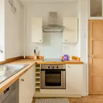 Bright Modern 1 Bedroom Flat, 5 Min To Vauxhall St