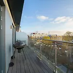 Modern 1Br Escape Prime North London