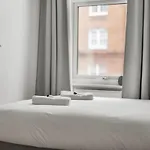 Sg, Cosy Apartment In Paddington Central London