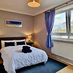 Canal View 3 Bed Flat - Little Venice!