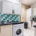 Well-Connected 2Bd Flat In Elephant & Castle