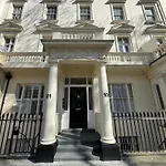 Centrally Located Studio Flat In Sw1