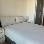 Luxury One Bedroom Apartment In Paddington With Concierge And Security