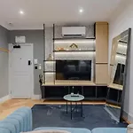 Sleek Flat In The Heart Of Earls Court