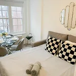 Gorgeous 2 Bedroom Flat Marylebone Edgware Road