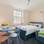 Kings Cross Grand Stay