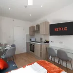 Central & Charming Studio London - 1