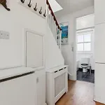 Bright 3 Bedroom Duplex With Roof Terrace Views