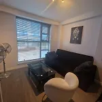 Wembley Luxury Apartment