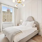 Chic Earl\'S Court Getaway