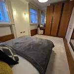 The Den At Dunraven