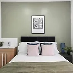 4 Bedroom House Free Parking 5Mins Walk To Kensal Rise