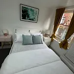 1 Bedroom Beautiful Apartment In Bricklane