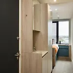 Student Only 3 Bed Private Flat With Shared Washroom Battersea