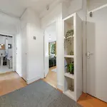 Spacious 1-Bed Apt In Islington