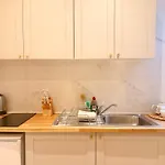 Candy Cafe Apartment