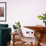 Stylish 2 Bed Close To Battersea Power Station