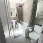 Spacious & Welcoming 4Bd House - Kennington