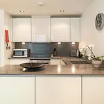 Tower Hill Serviced Apartments