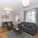 Brompton Road Private Apartment