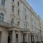 Paddington Apartments