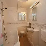 Vive Unique - Fulham Apartments