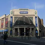 Clapham South Dudley Hotel