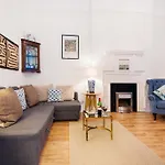 The Chelsea Embankment Apartment