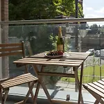 Deluxe London Bridge Apartment