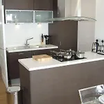 Max Serviced Apartments Aldgate, Wilson Tower