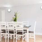 Creed 3 Bed London Bridge House