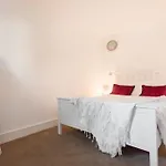 Creed 3 Bed London Bridge House