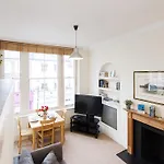 The Stratford Road Pied-A-Terre