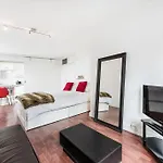 Apartment Beak Street