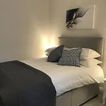Shq Apartments