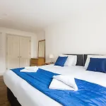 Earls Court Apartment